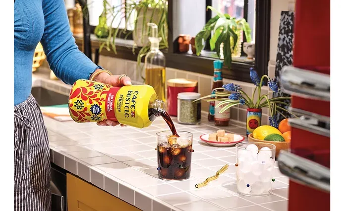 Café Bustelo: del estante al refrigerador